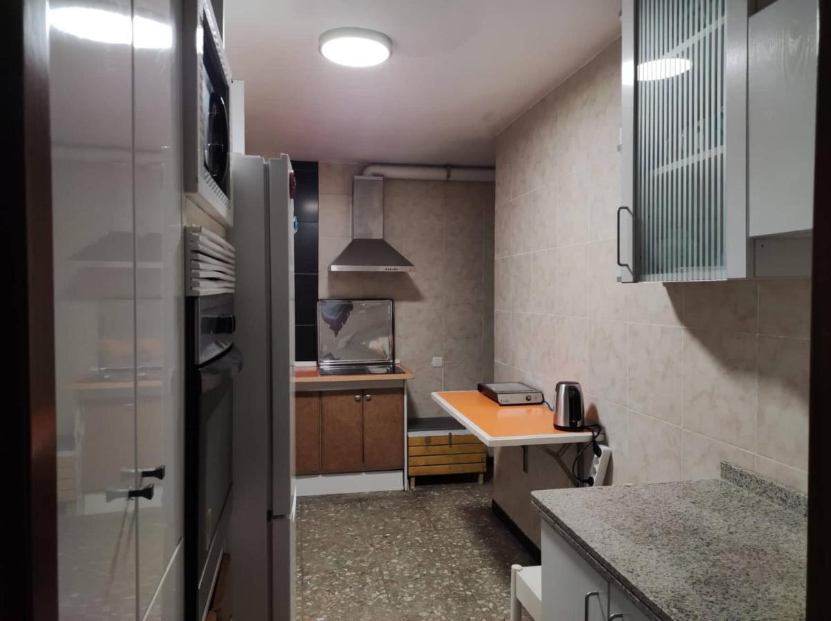 35-3- Комната В Квартире Для Семьи От 1 До 4 Человек В Центре Аликанте Alicante Dış mekan fotoğraf